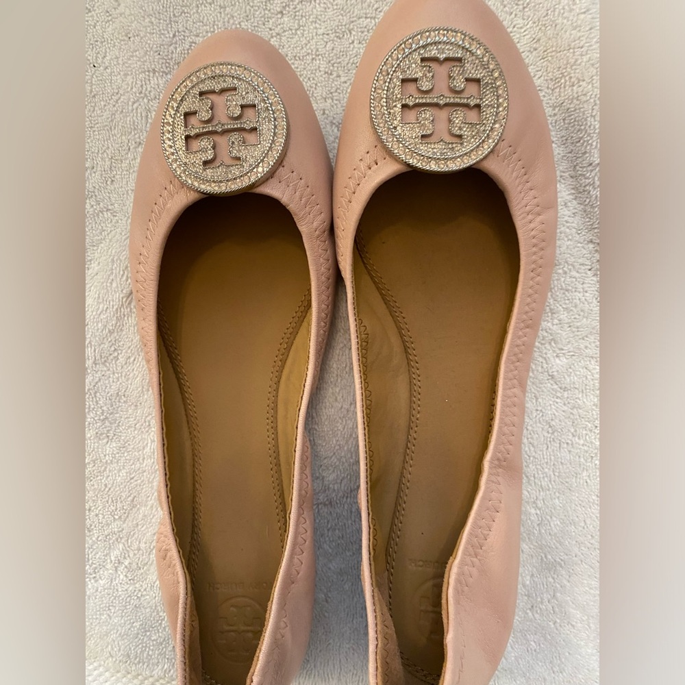 Tory Burch Liana Flat Sz 9.5 NWOB Seashell Pink